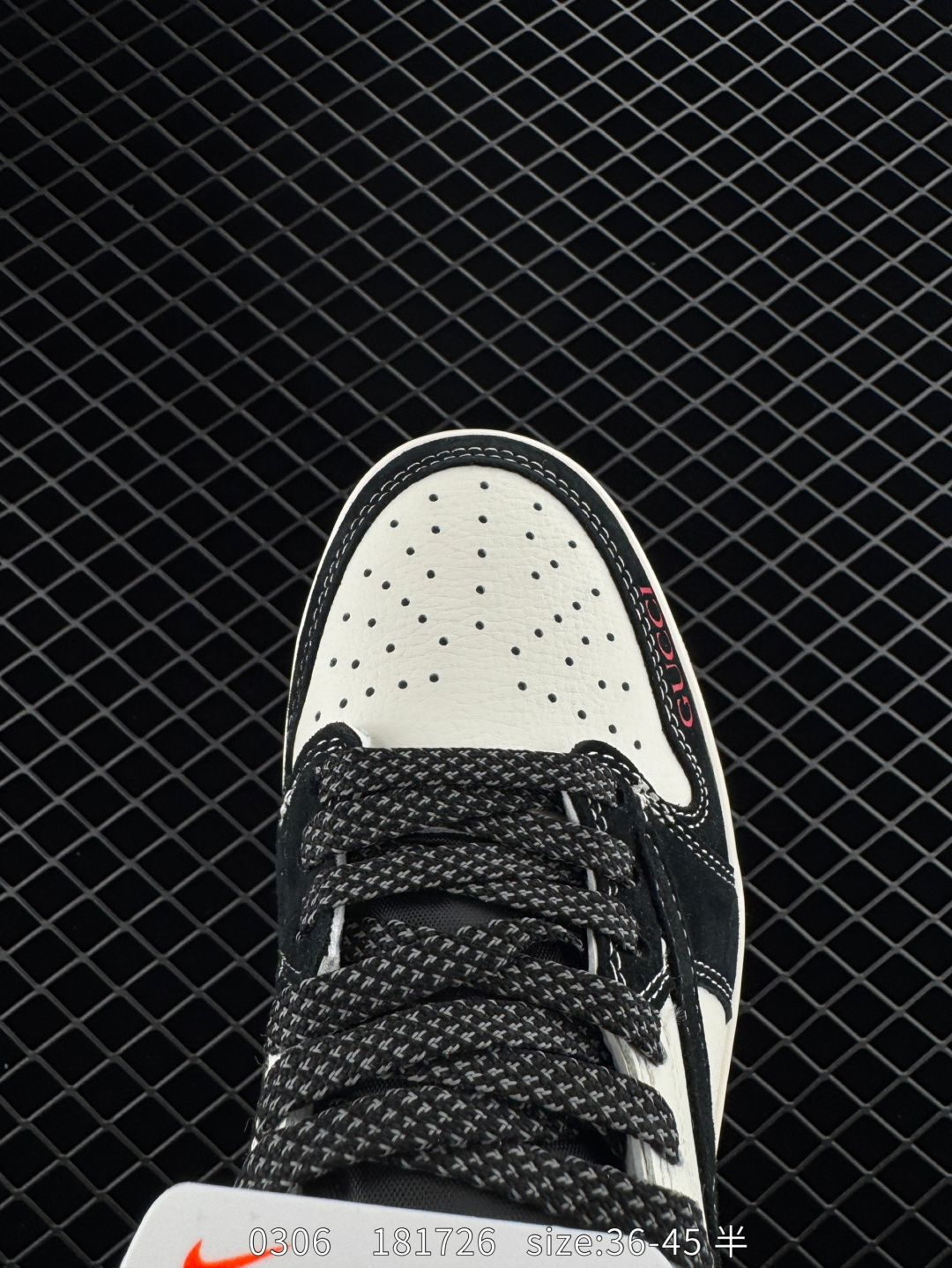 Travis Scott x Air Jordan 1 ” Reverse Mocha “